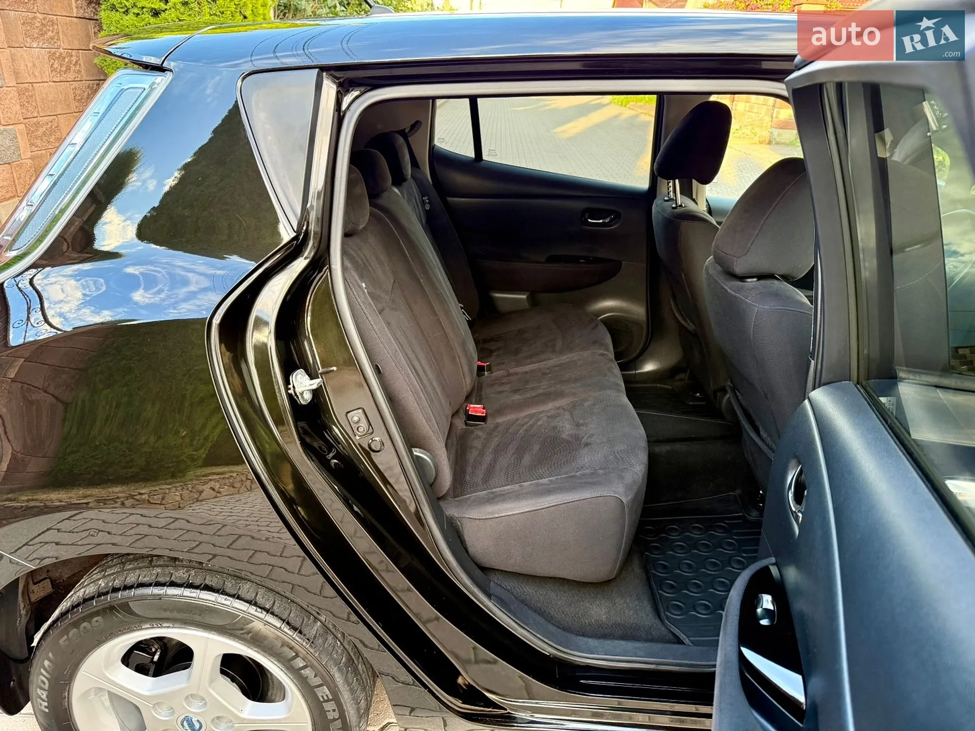 2014 Nissan Leaf - мініатюра 17
