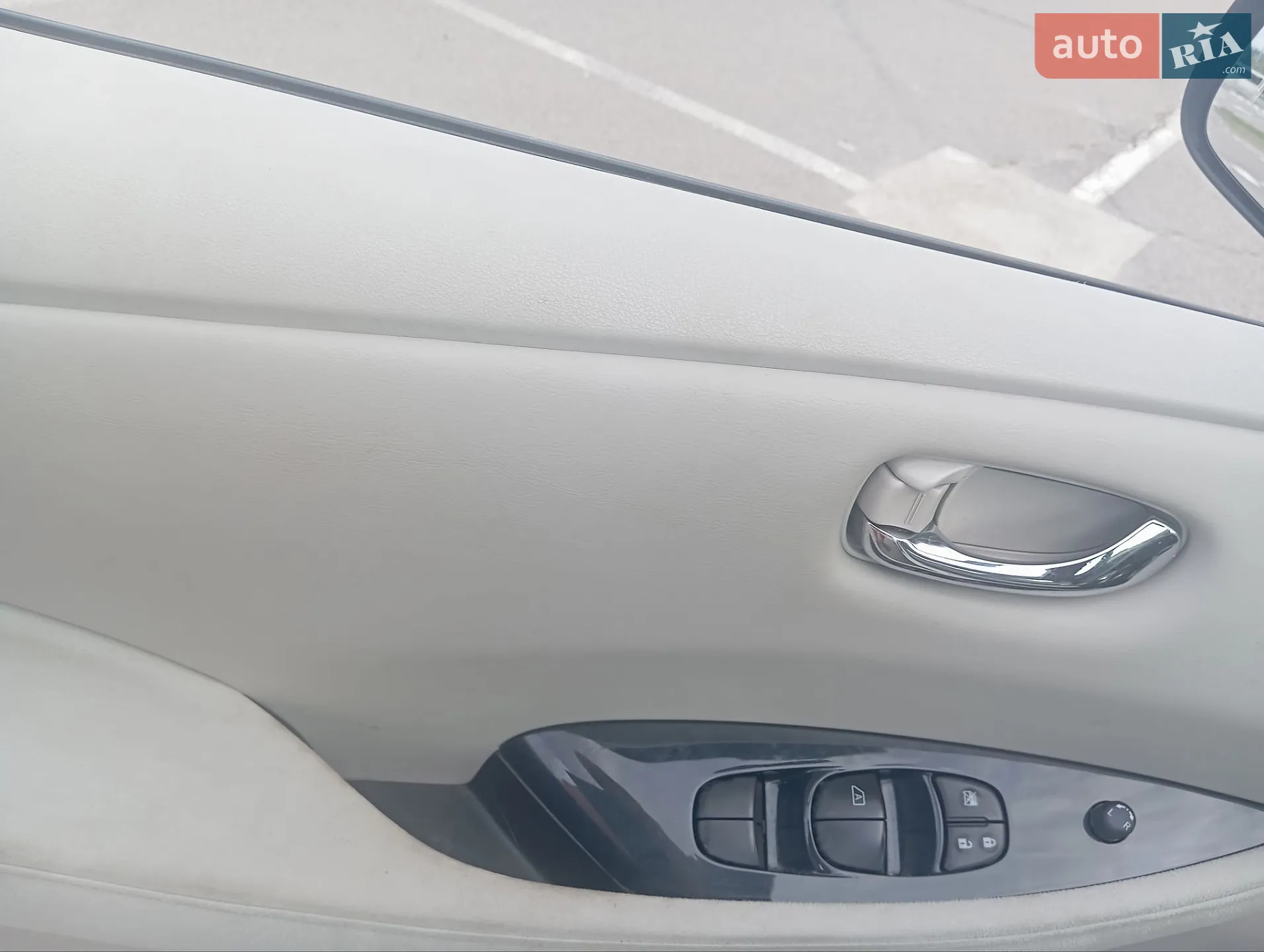 2012 Nissan Leaf - мініатюра 10