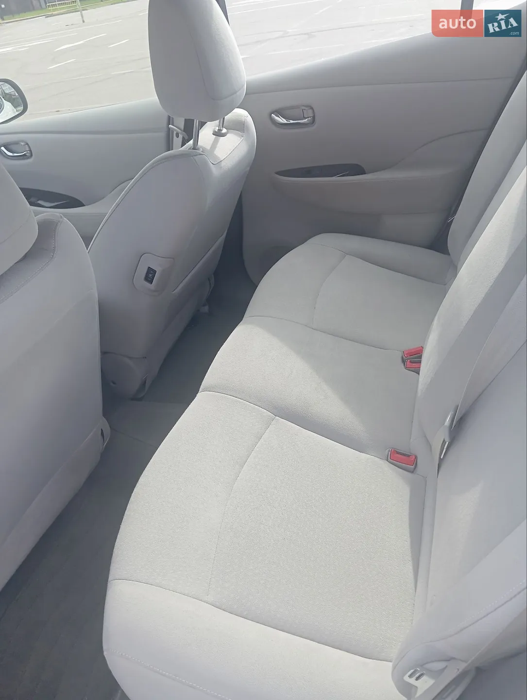 2012 Nissan Leaf - мініатюра 11