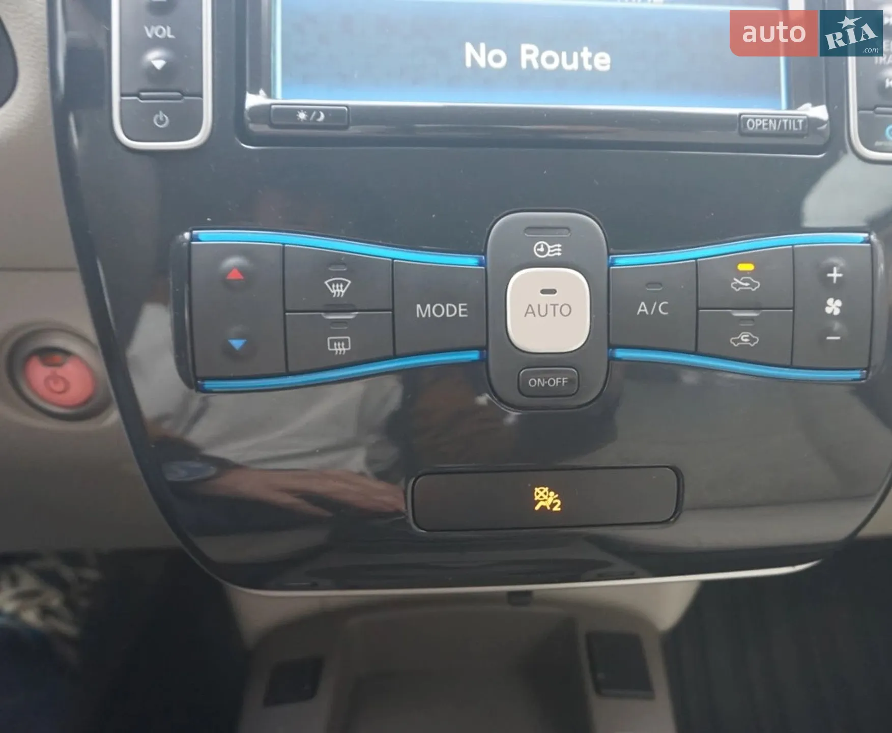 2012 Nissan Leaf - мініатюра 17