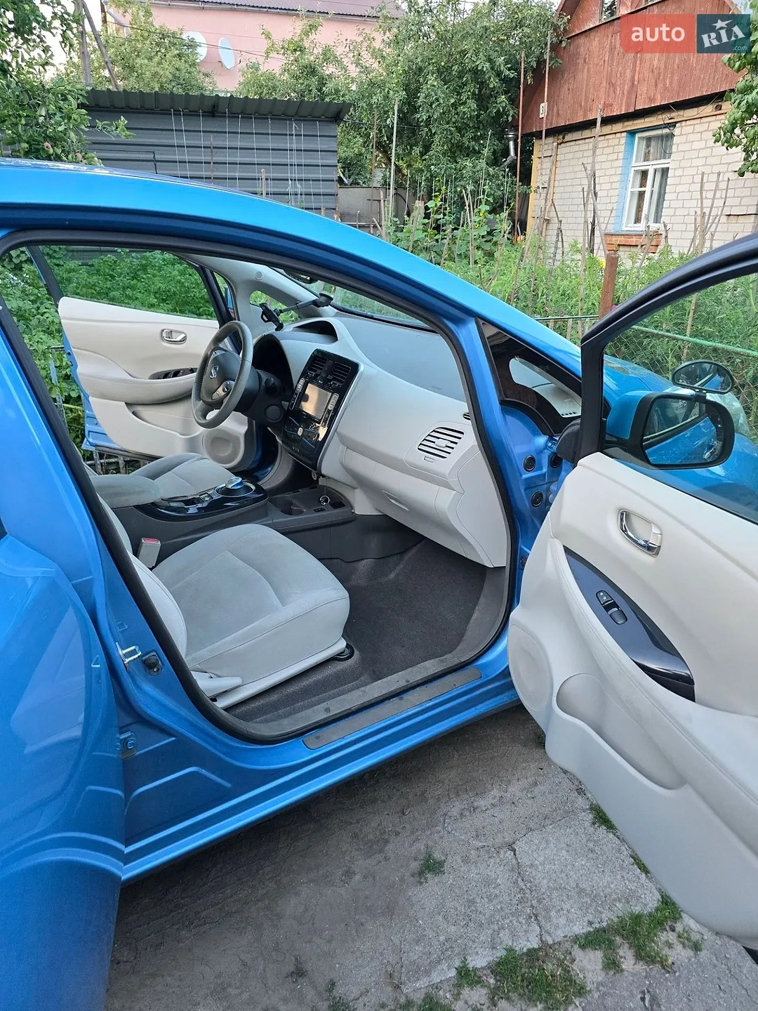 2012 Nissan Leaf - мініатюра 9