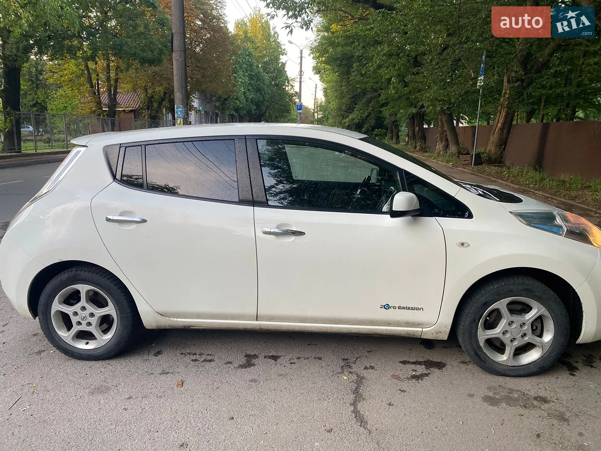 2016 Nissan Leaf - мініатюра 4