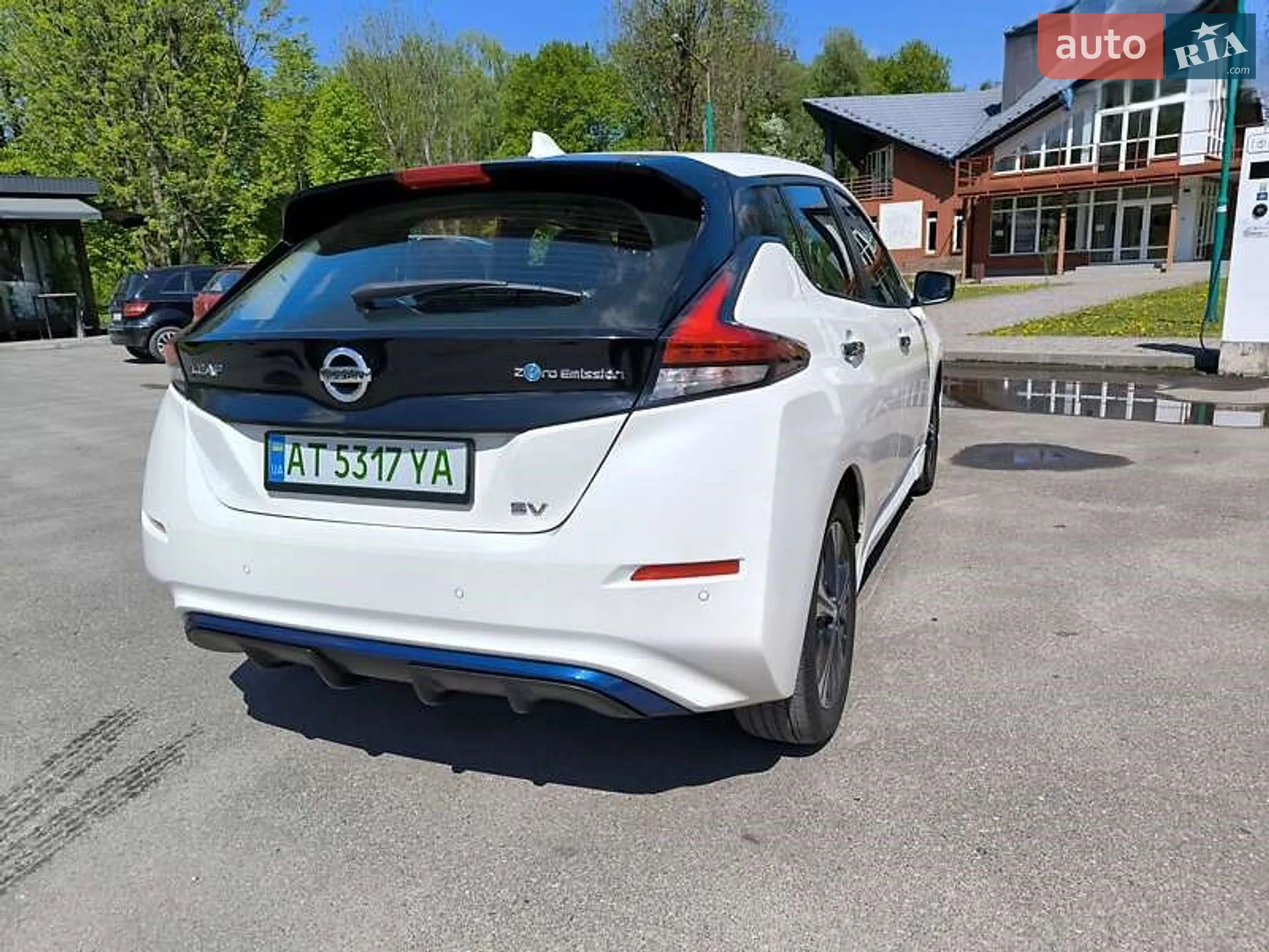 2021 Nissan Leaf - мініатюра 11