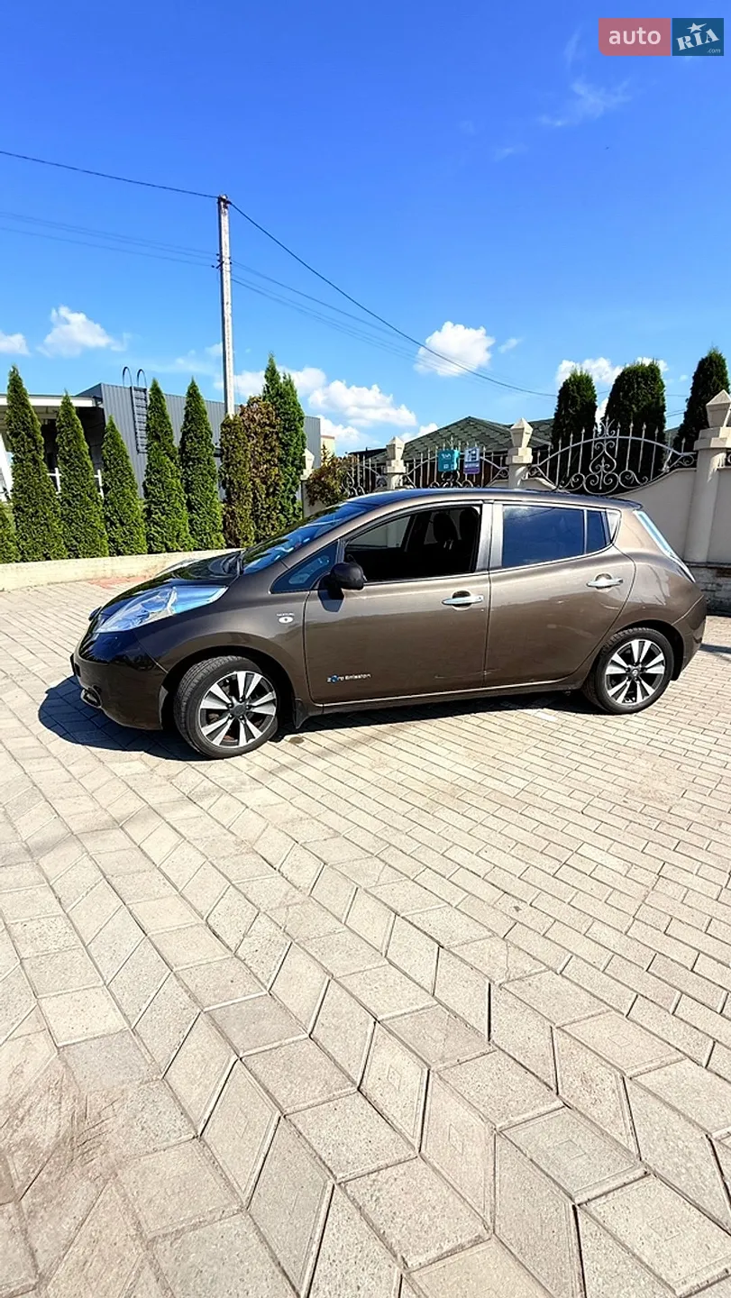 2017 Nissan Leaf - мініатюра 14