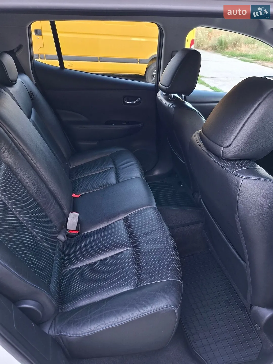 2014 Nissan Leaf - мініатюра 39