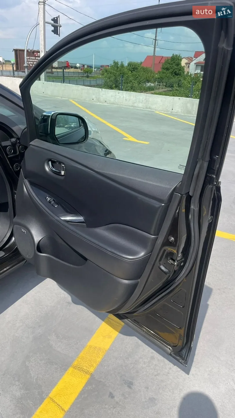 2013 Nissan Leaf - мініатюра 16