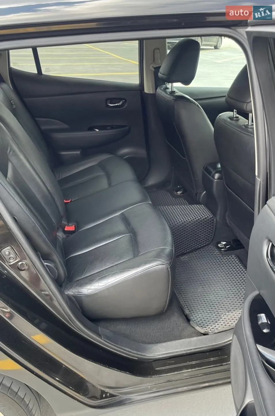 2013 Nissan Leaf - мініатюра 18