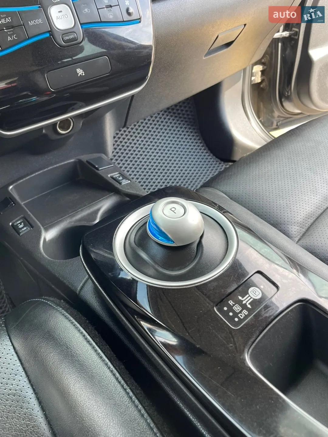 2013 Nissan Leaf - мініатюра 39