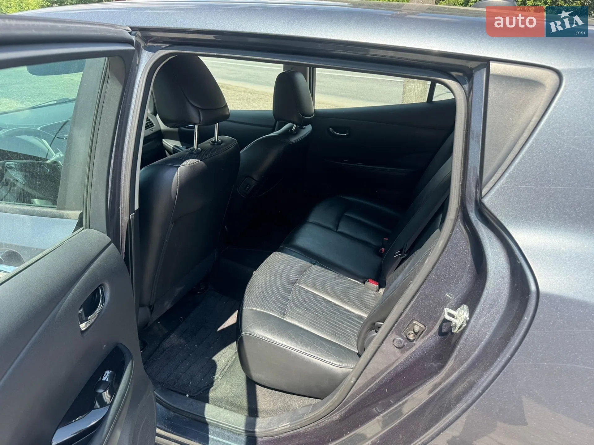 2013 Nissan Leaf - мініатюра 9