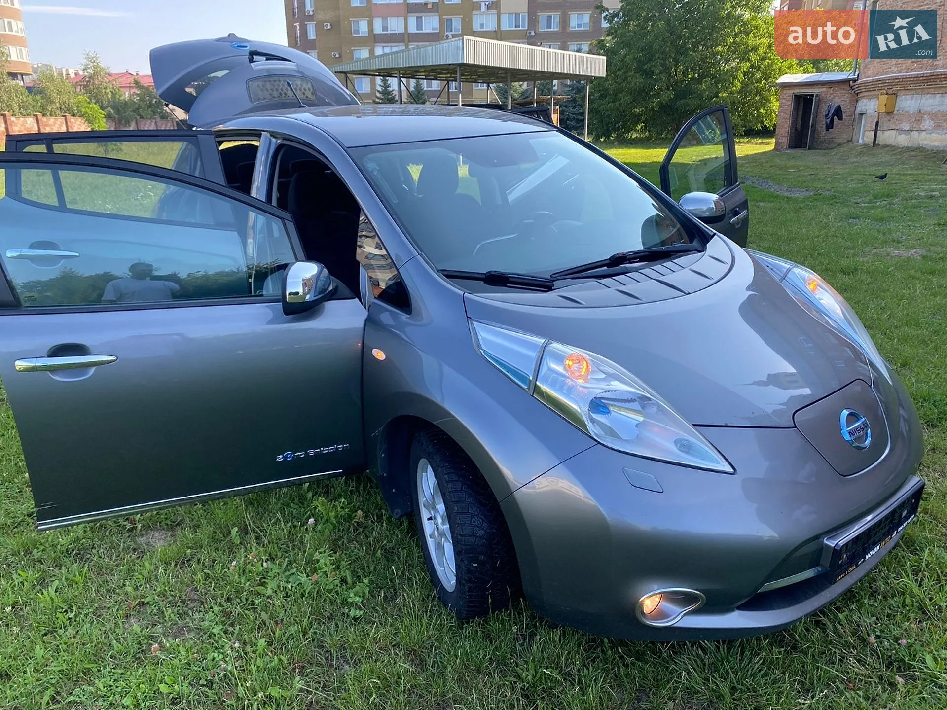 2013 Nissan Leaf - мініатюра 18