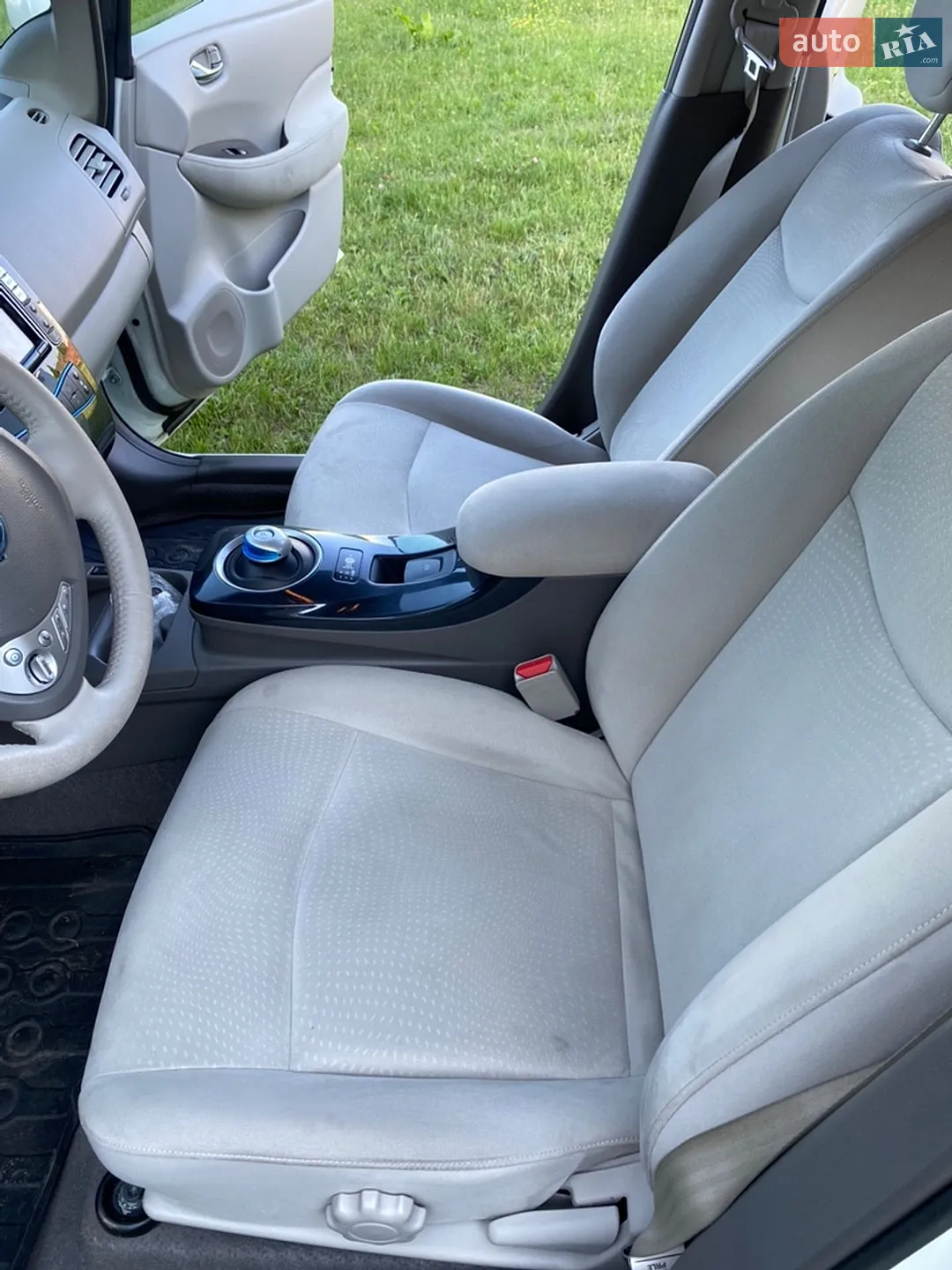 2012 Nissan Leaf - мініатюра 13