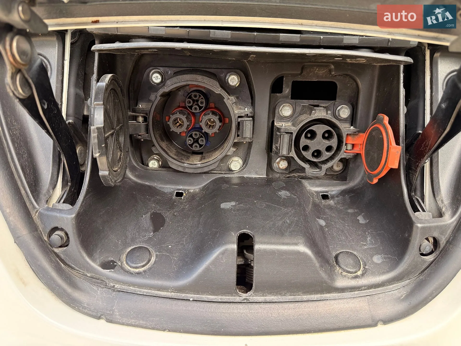 2011 Nissan Leaf - мініатюра 23