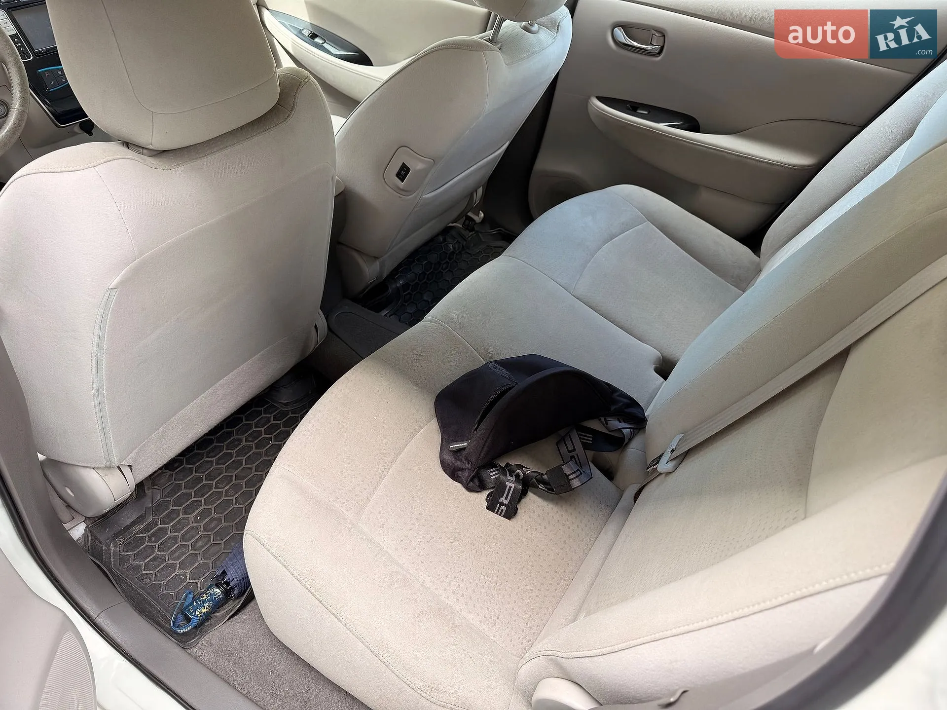 2011 Nissan Leaf - мініатюра 25