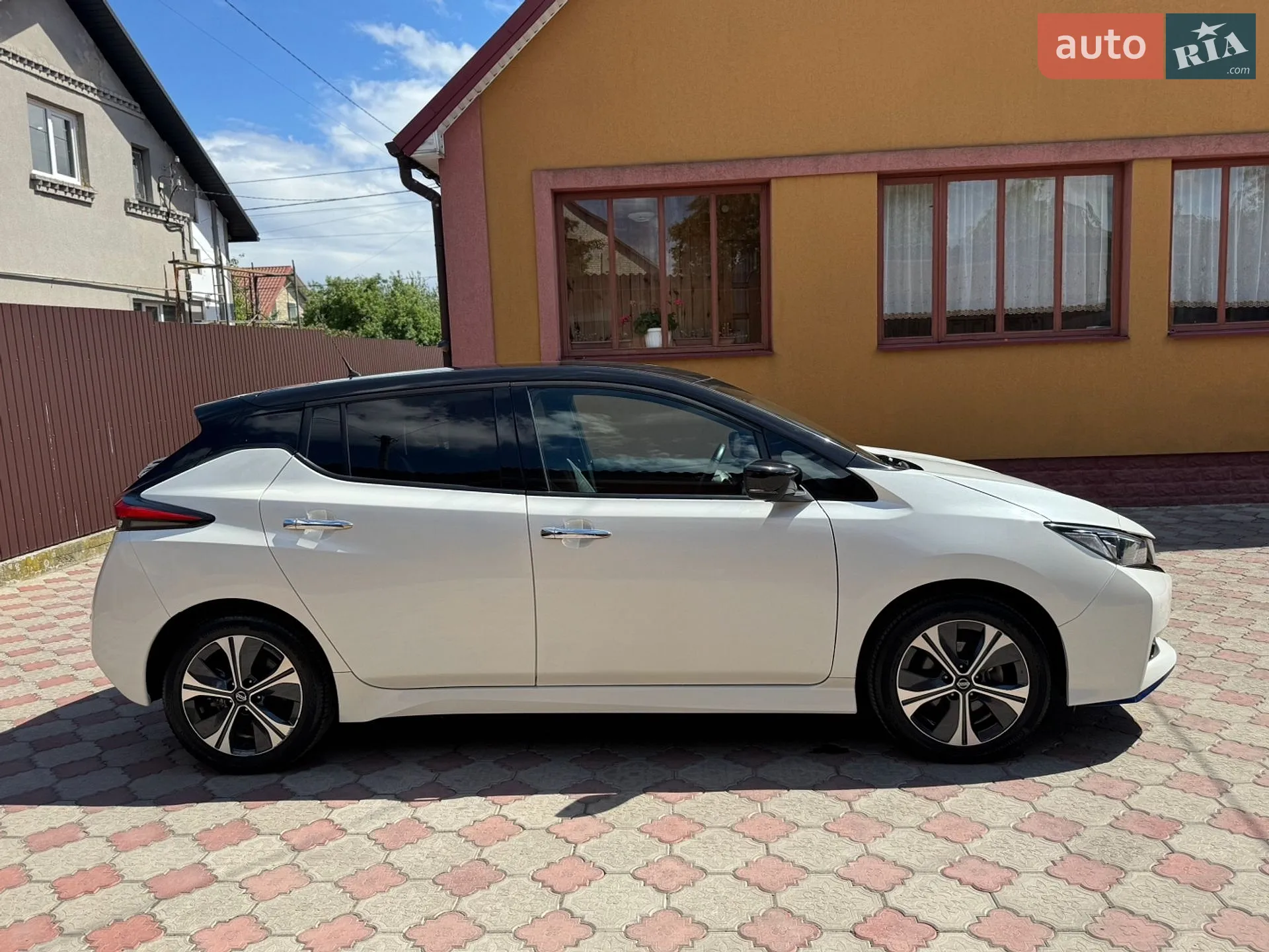 2020 Nissan Leaf - мініатюра 5