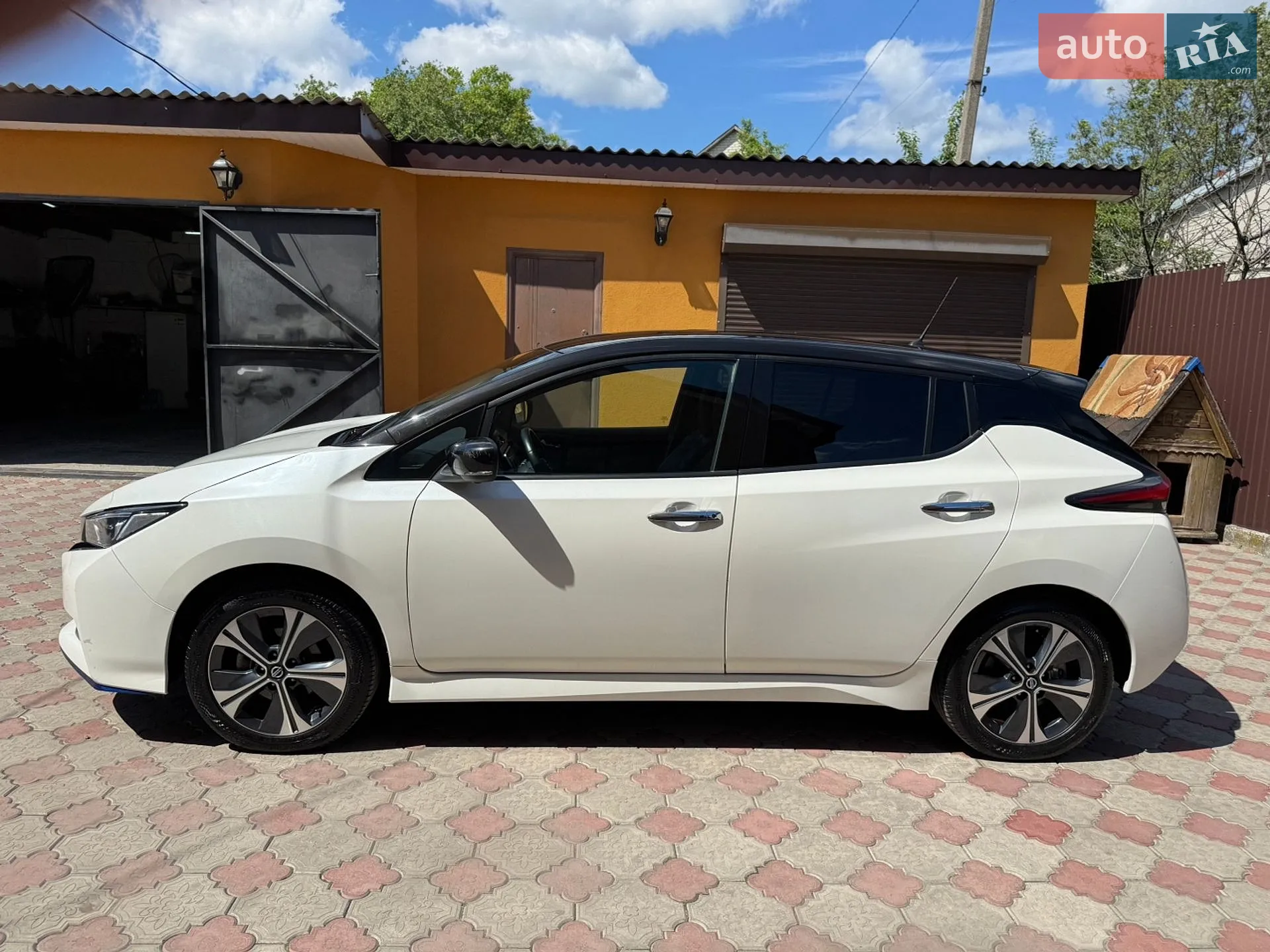 2020 Nissan Leaf - мініатюра 9