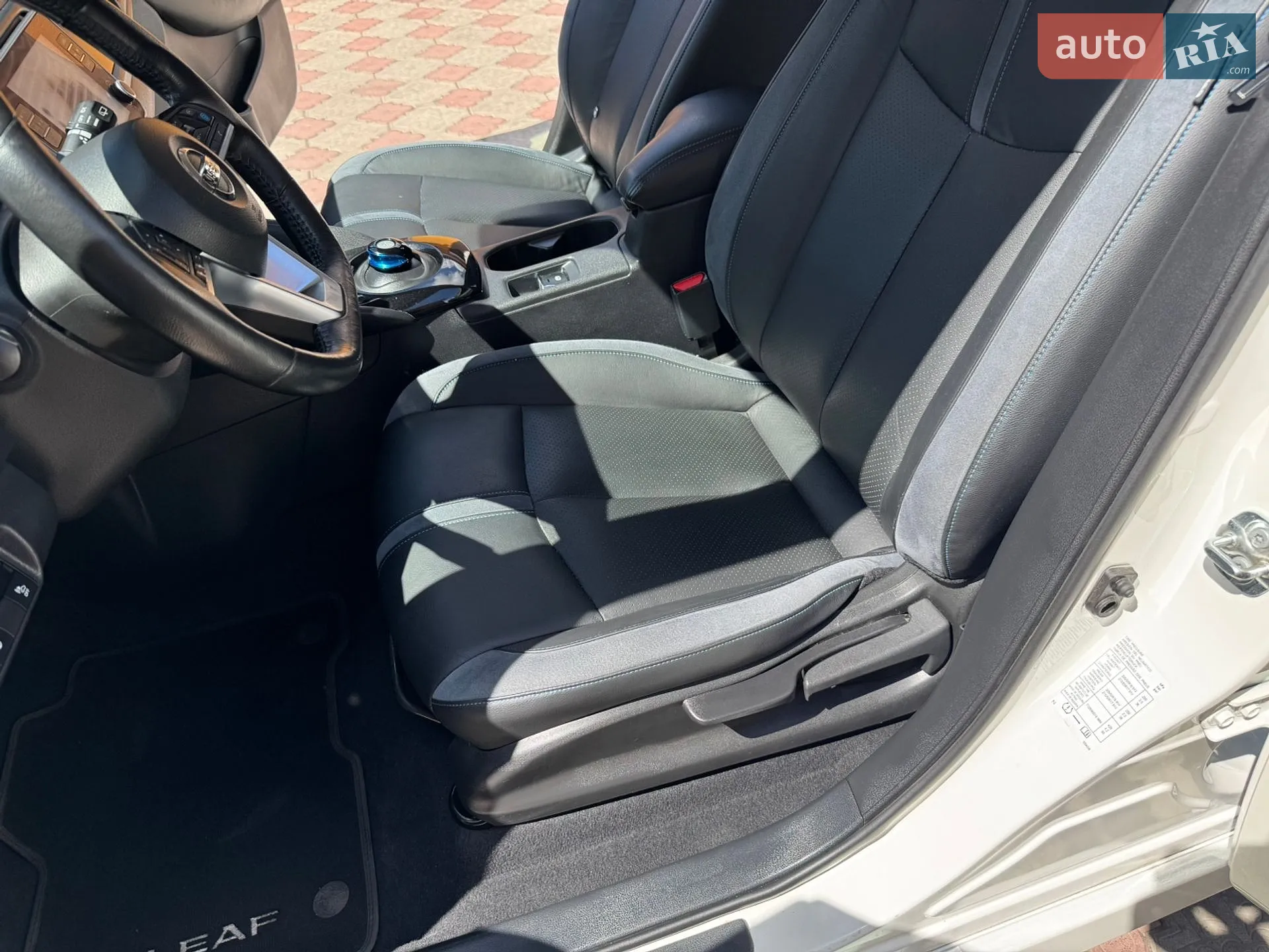 2020 Nissan Leaf - мініатюра 27