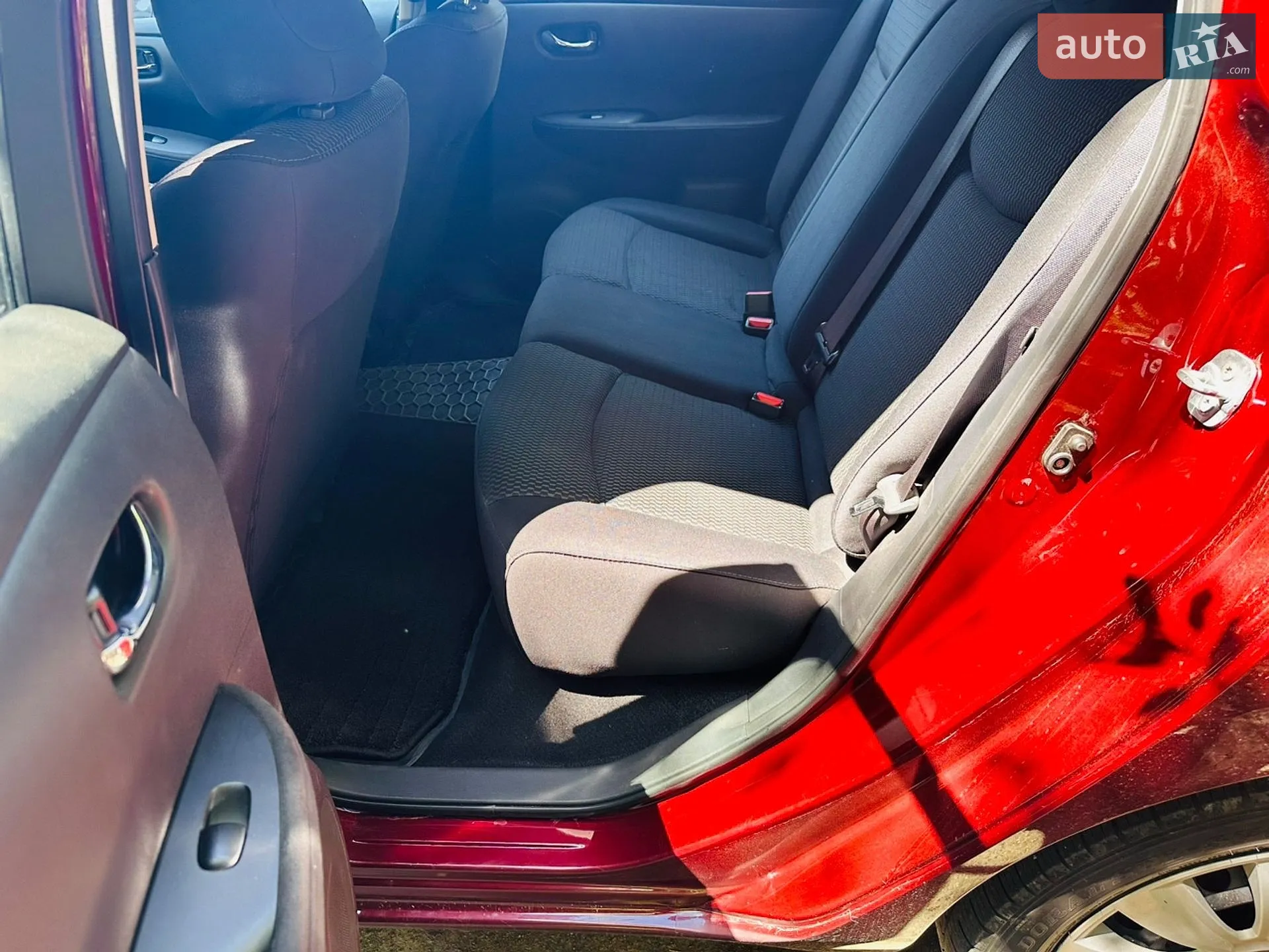 2016 Nissan Leaf - мініатюра 9