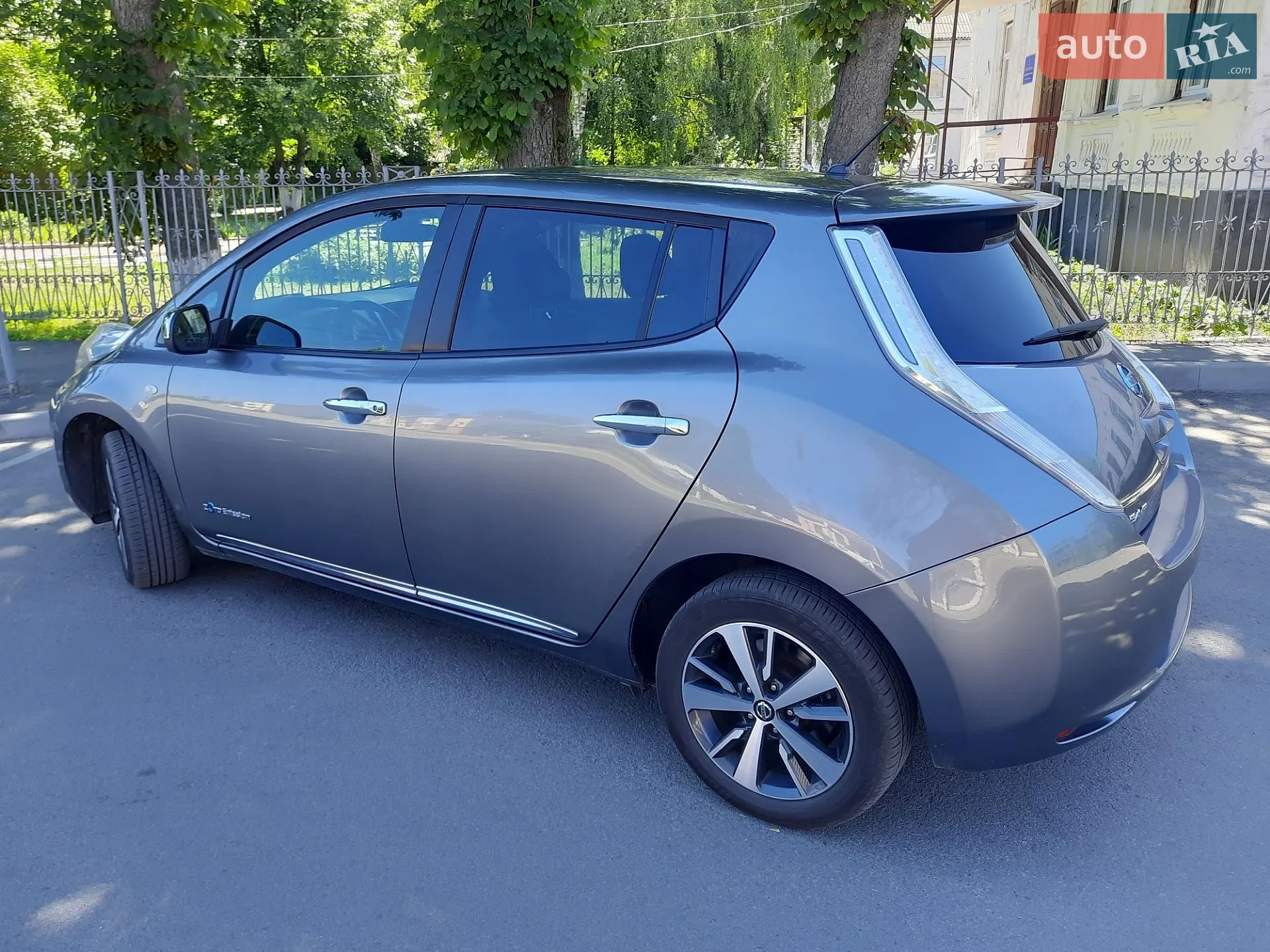 2015 Nissan Leaf - мініатюра 4