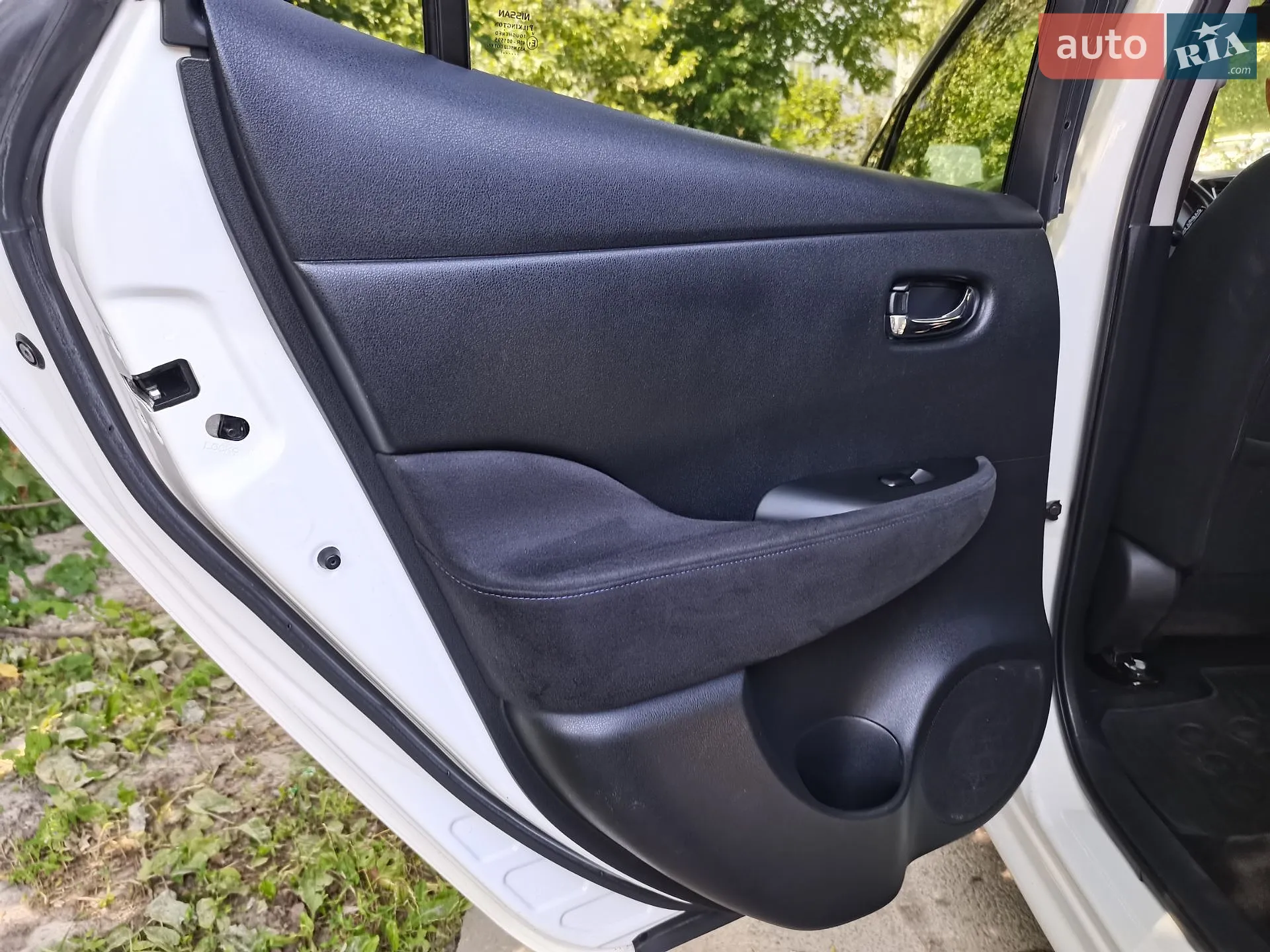 2017 Nissan Leaf - мініатюра 15