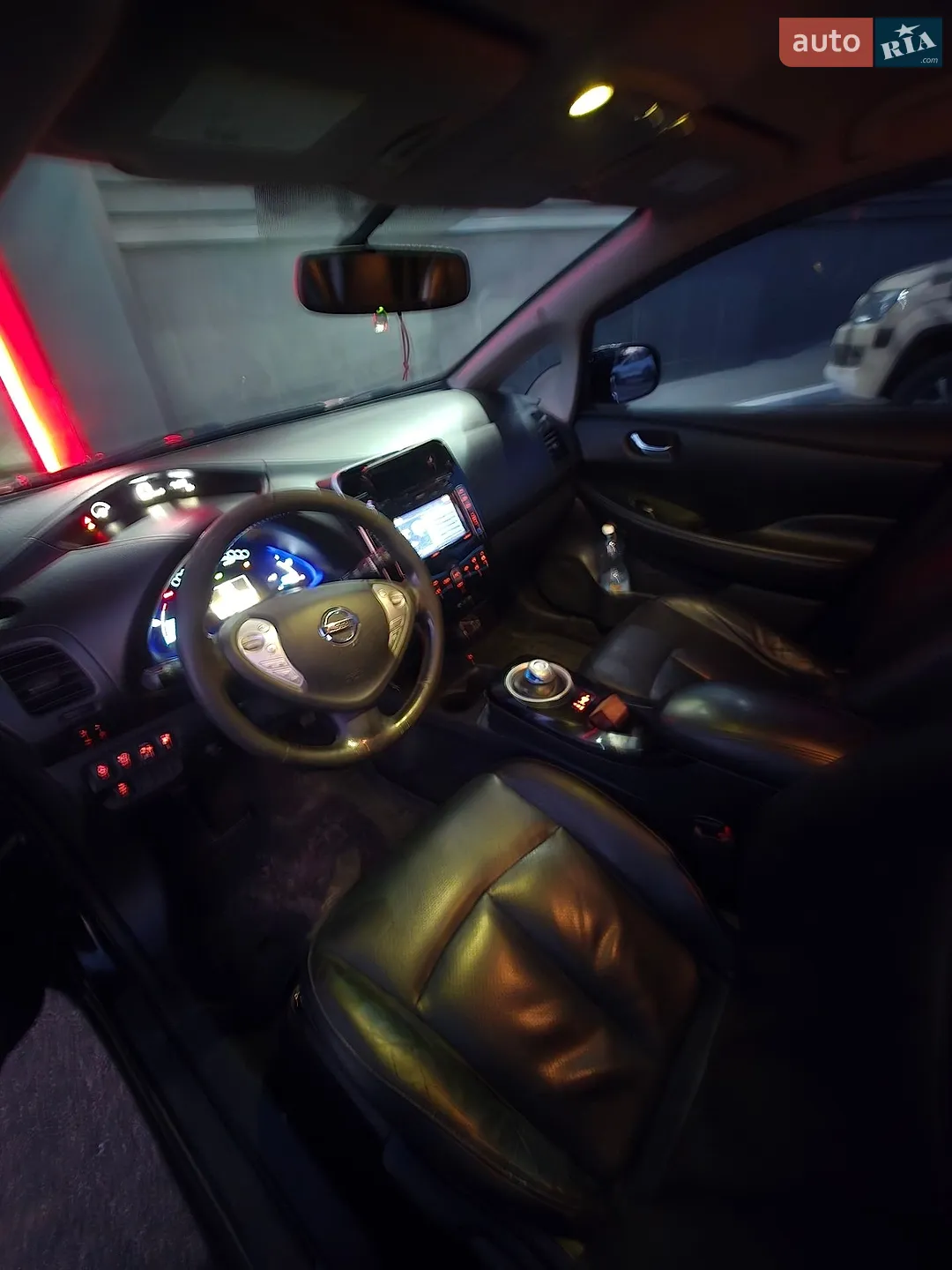 2014 Nissan Leaf - мініатюра 28