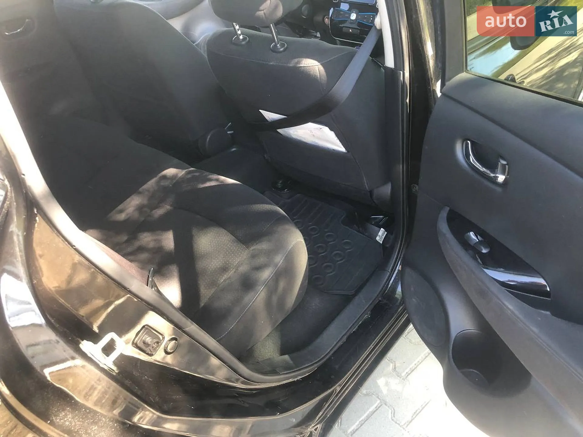 2013 Nissan Leaf - мініатюра 11