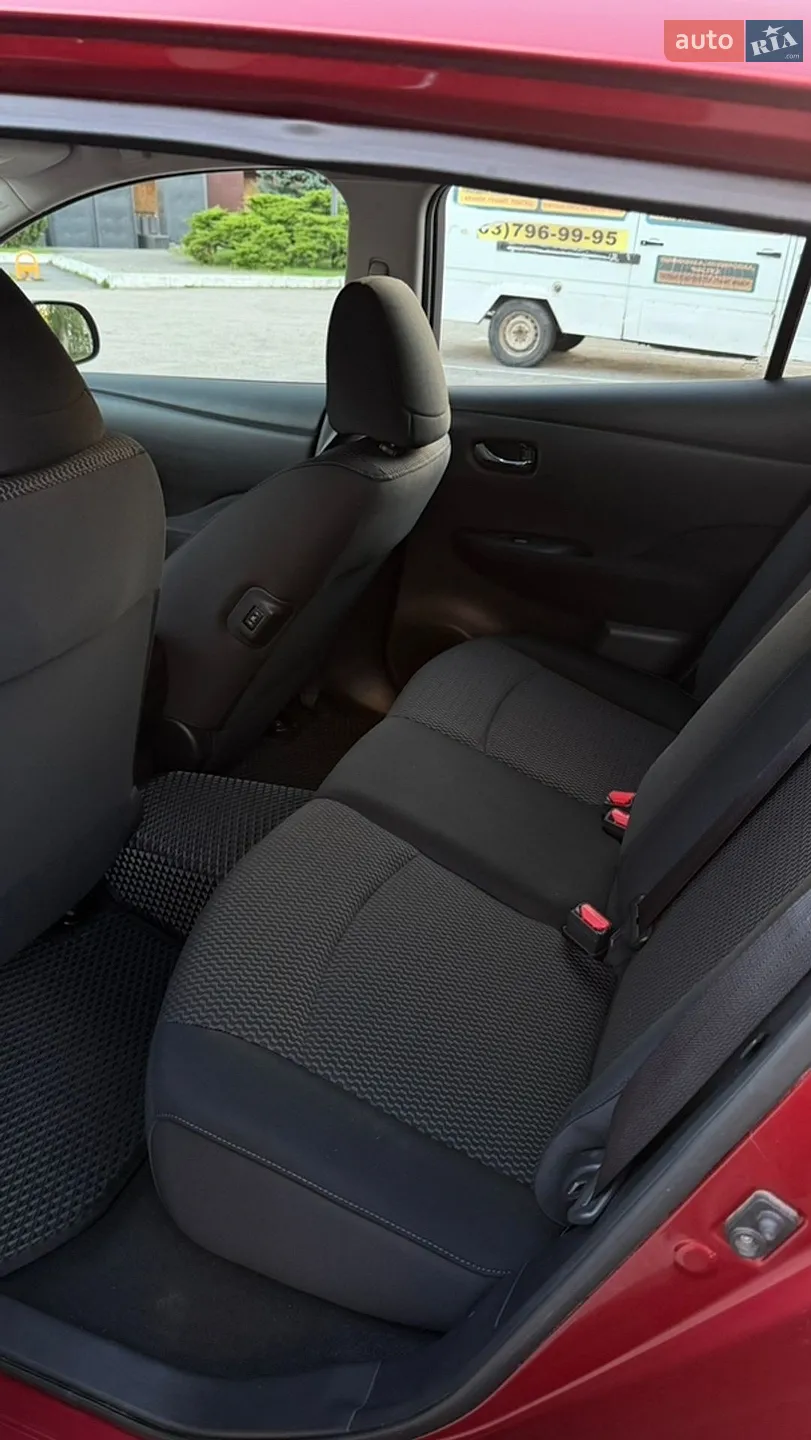 2015 Nissan Leaf - мініатюра 9