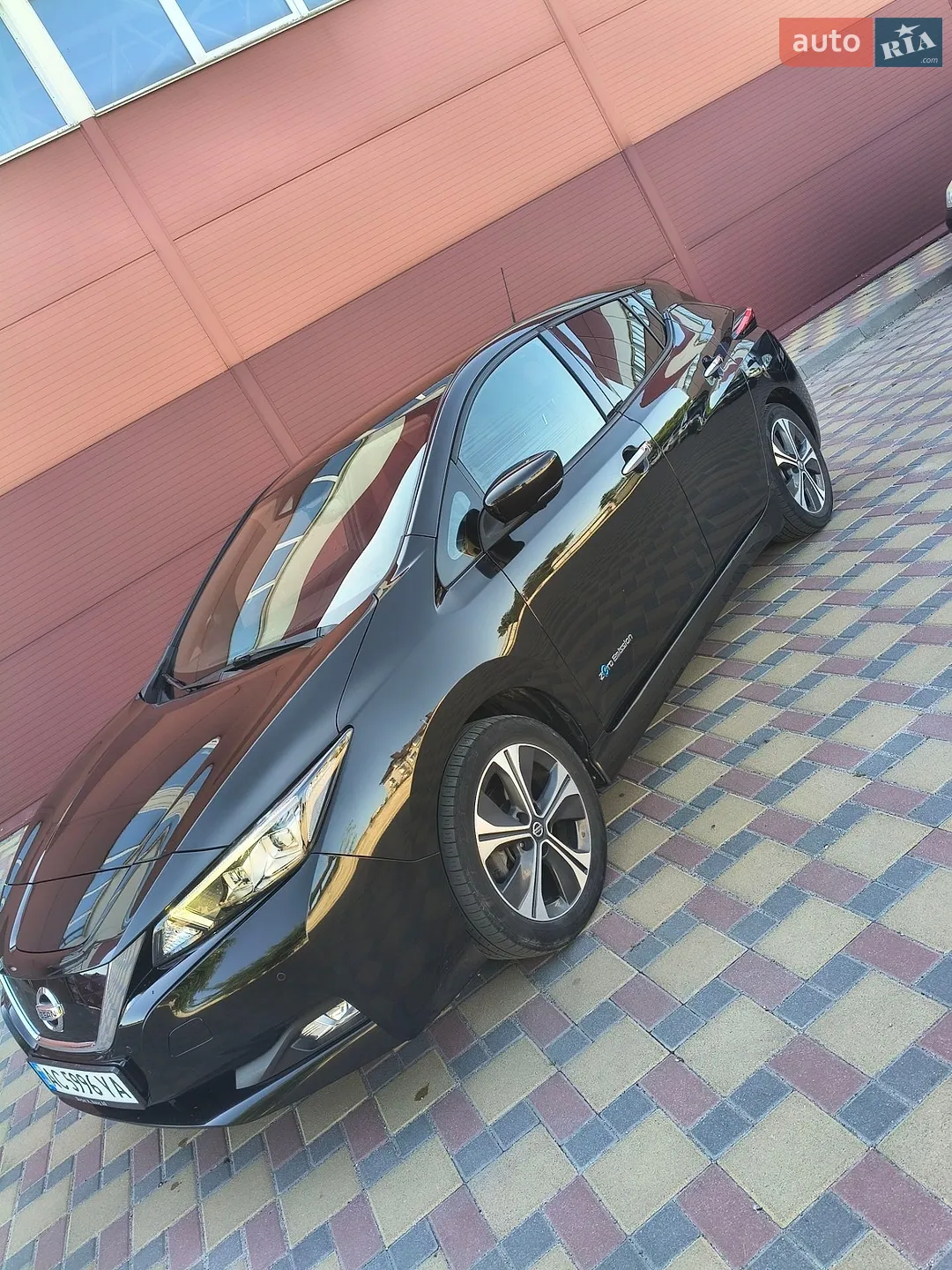2018 Nissan Leaf - фото 1