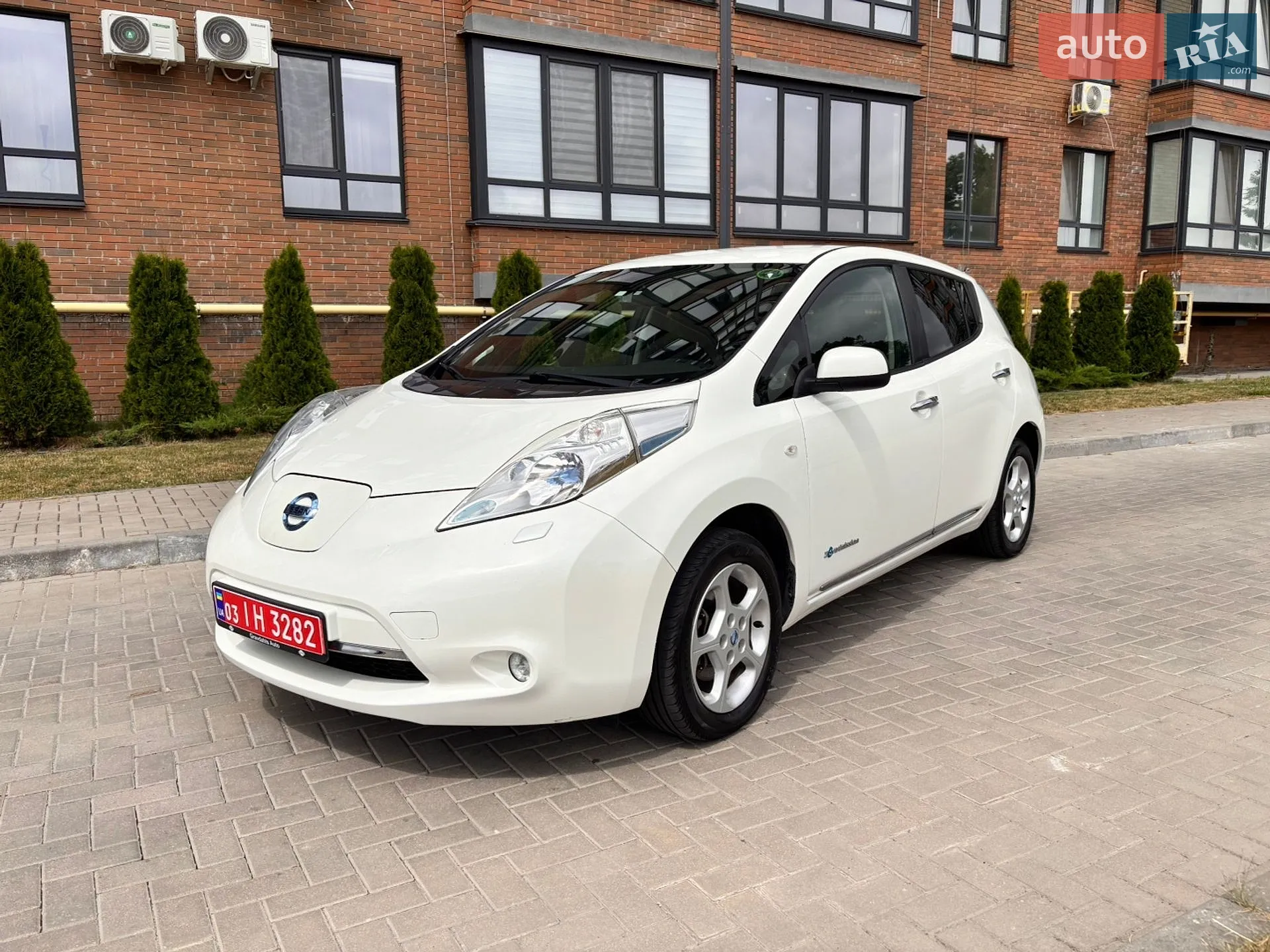 2014 Nissan Leaf - мініатюра 2