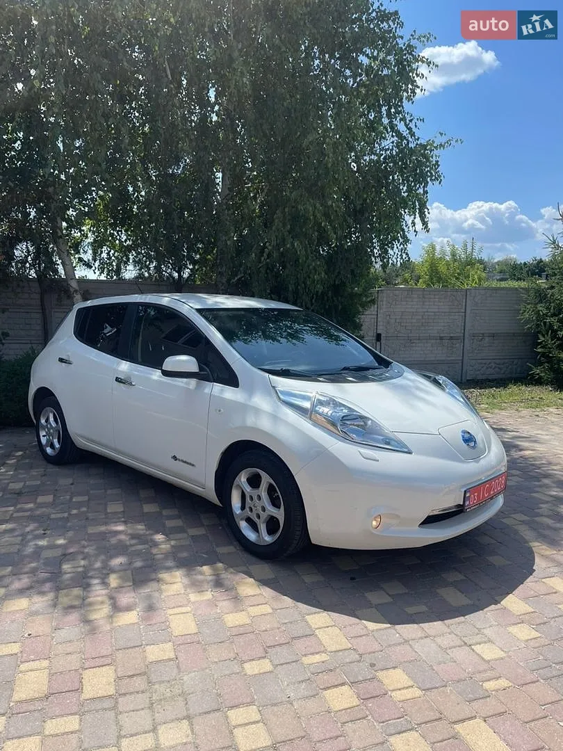 2015 Nissan Leaf - мініатюра 2
