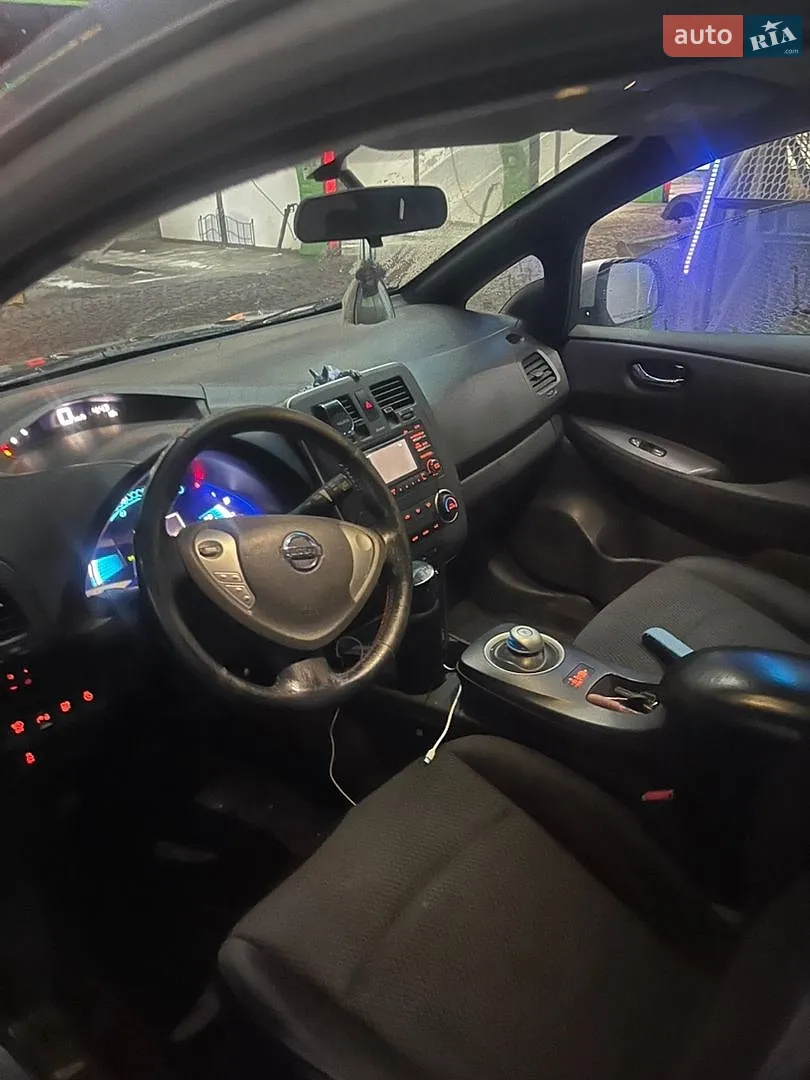 2013 Nissan Leaf - мініатюра 5