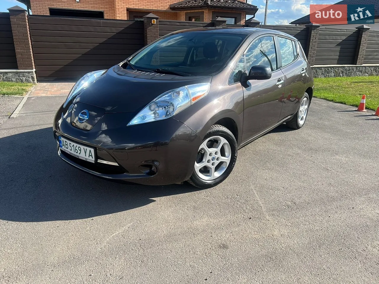 2016 Nissan Leaf - мініатюра 48