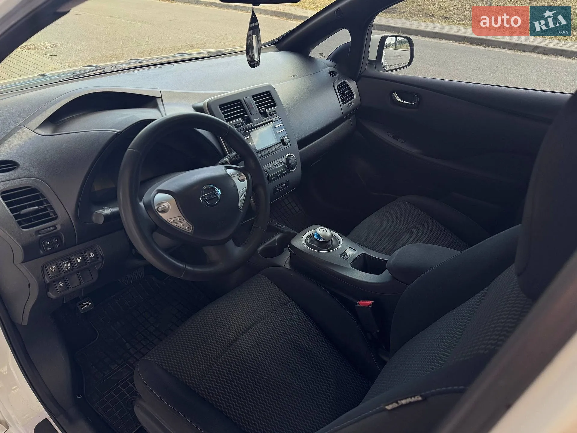 2013 Nissan Leaf - мініатюра 9