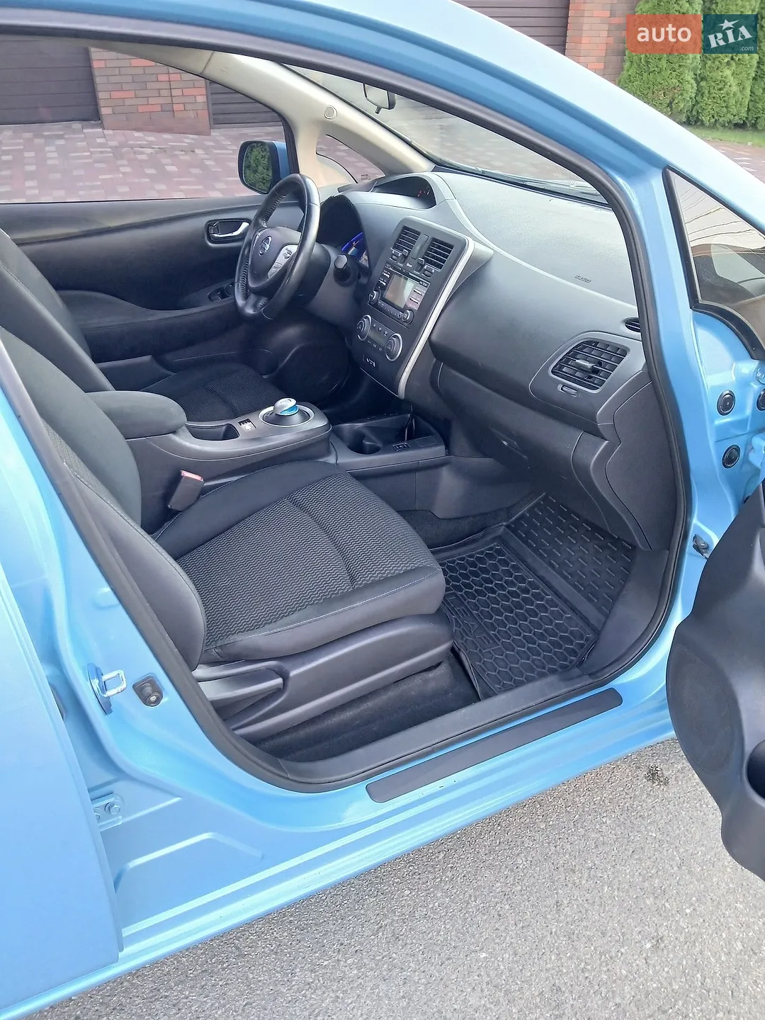 2015 Nissan Leaf - мініатюра 15