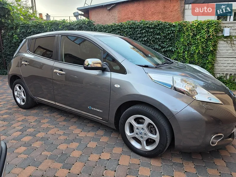Nissan Leaf 2014