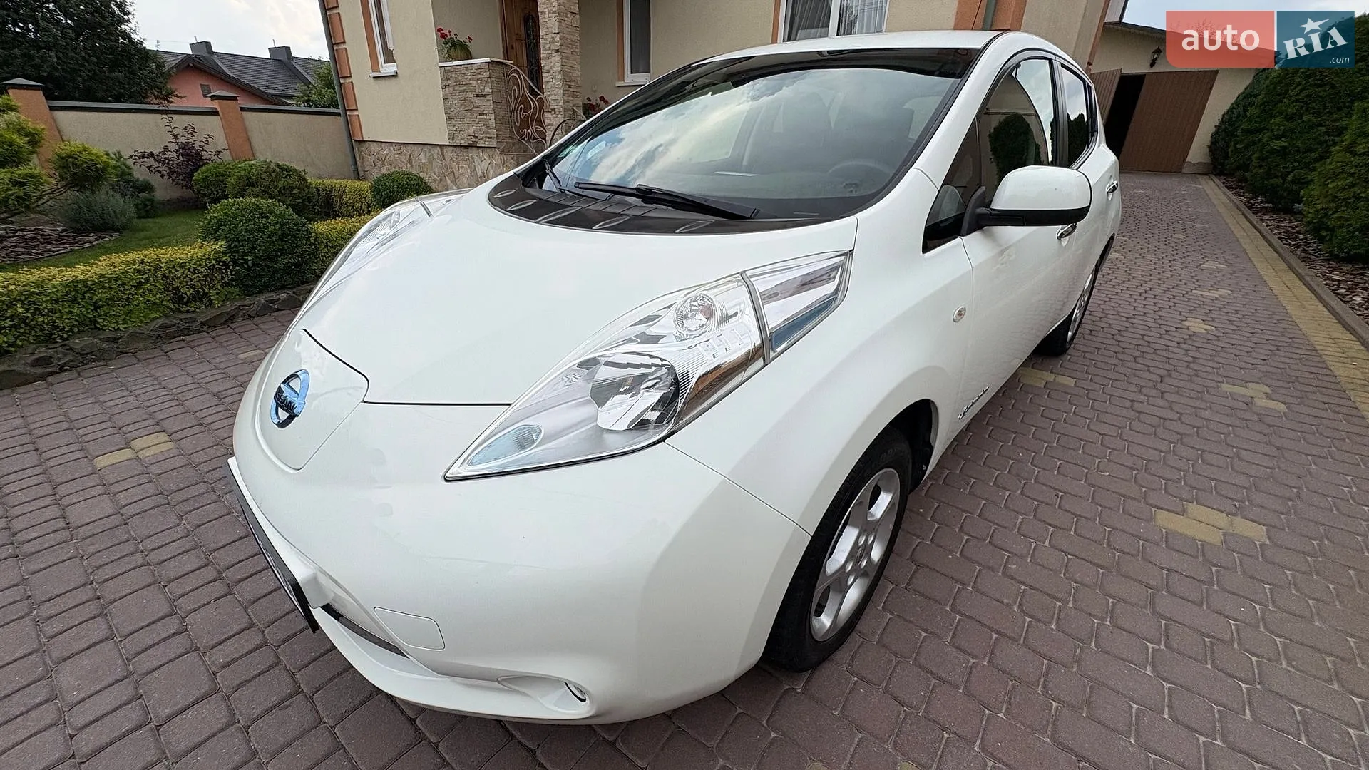 2016 Nissan Leaf - мініатюра 3