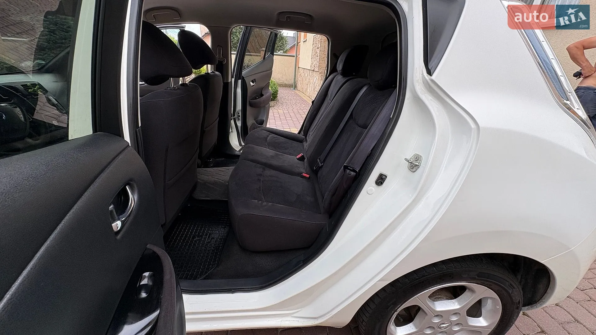 2016 Nissan Leaf - мініатюра 32