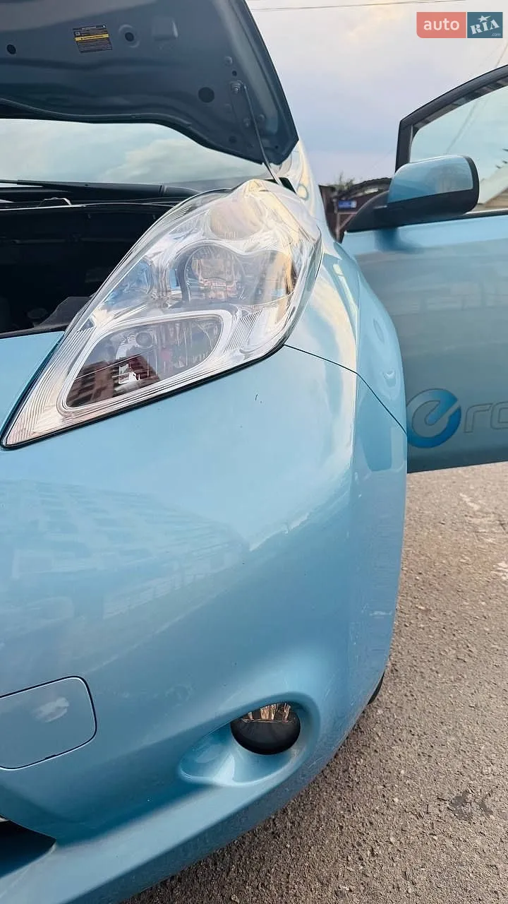 2015 Nissan Leaf - мініатюра 9