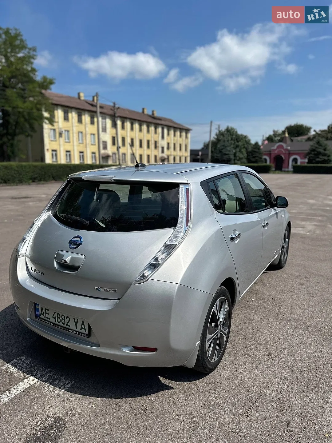 2017 Nissan Leaf - мініатюра 4