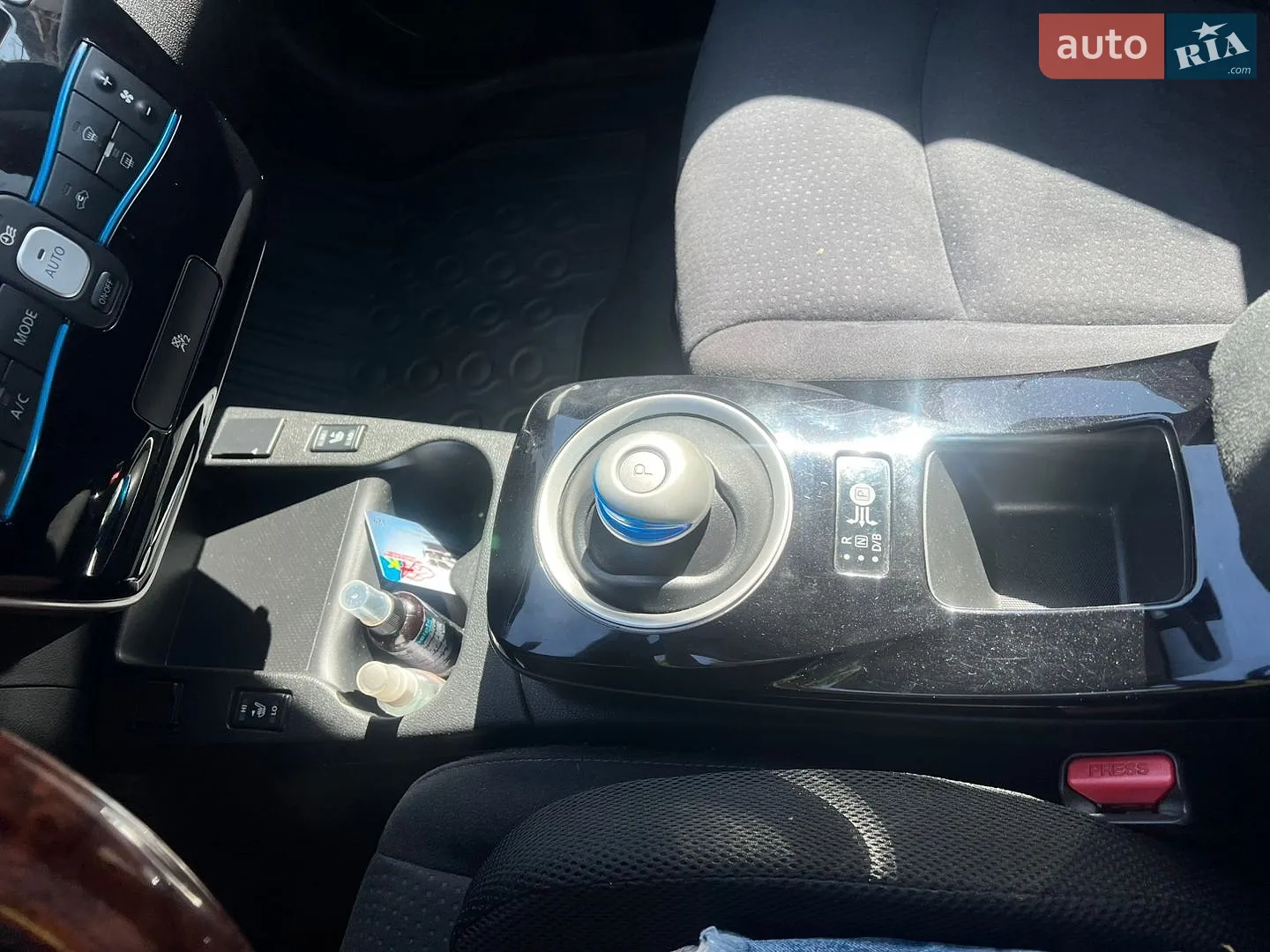 2017 Nissan Leaf - мініатюра 13