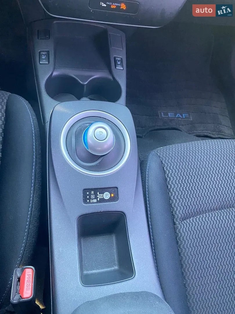 2014 Nissan Leaf - мініатюра 11
