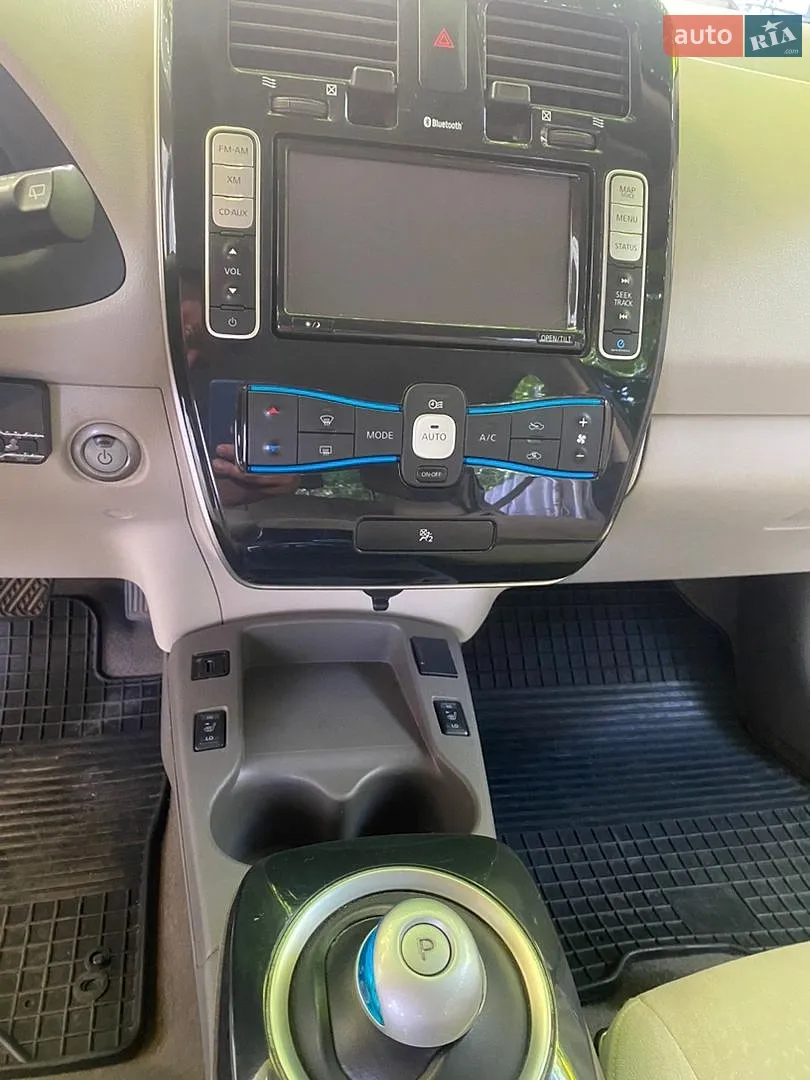 2011 Nissan Leaf - мініатюра 8