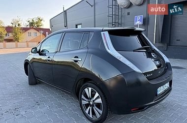 Хэтчбек Nissan Leaf 2014 в Львове