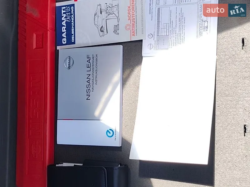 Хетчбек Nissan Leaf 2012 в Івано-Франківську документ