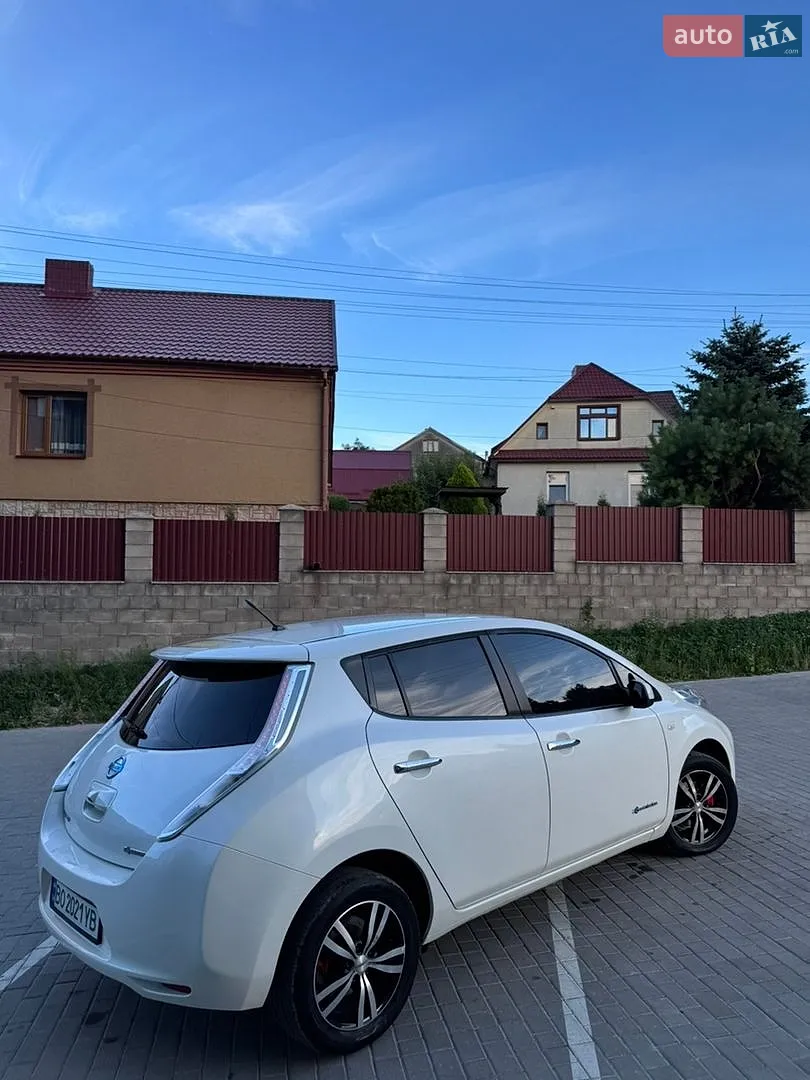 2013 Nissan Leaf - мініатюра 9