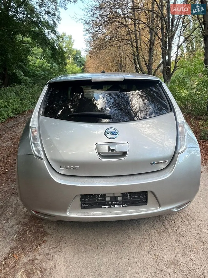 2014 Nissan Leaf - мініатюра 5