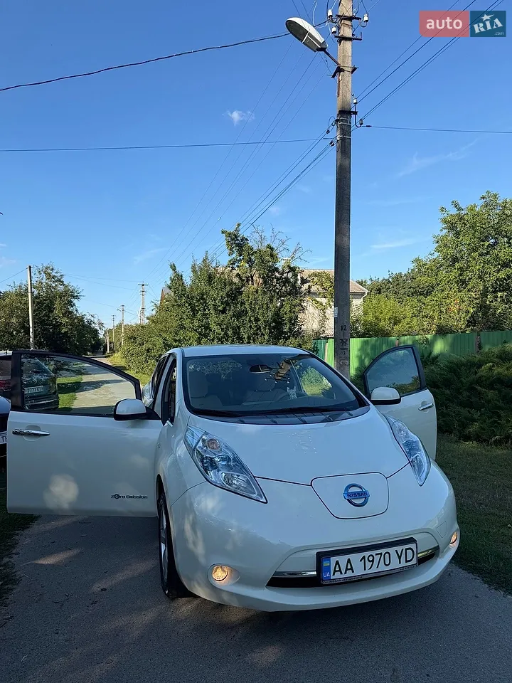 2013 Nissan Leaf - мініатюра 19