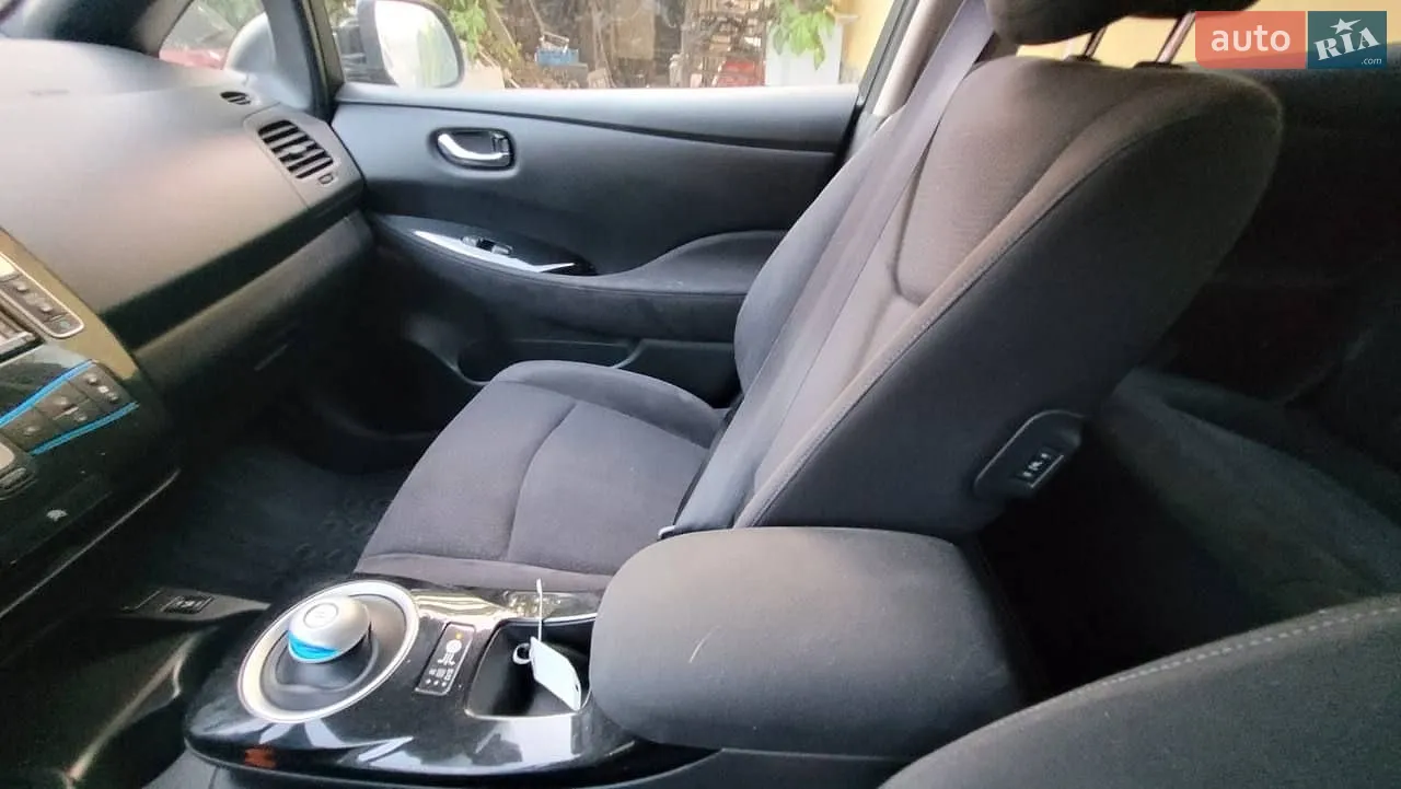 2015 Nissan Leaf - мініатюра 14