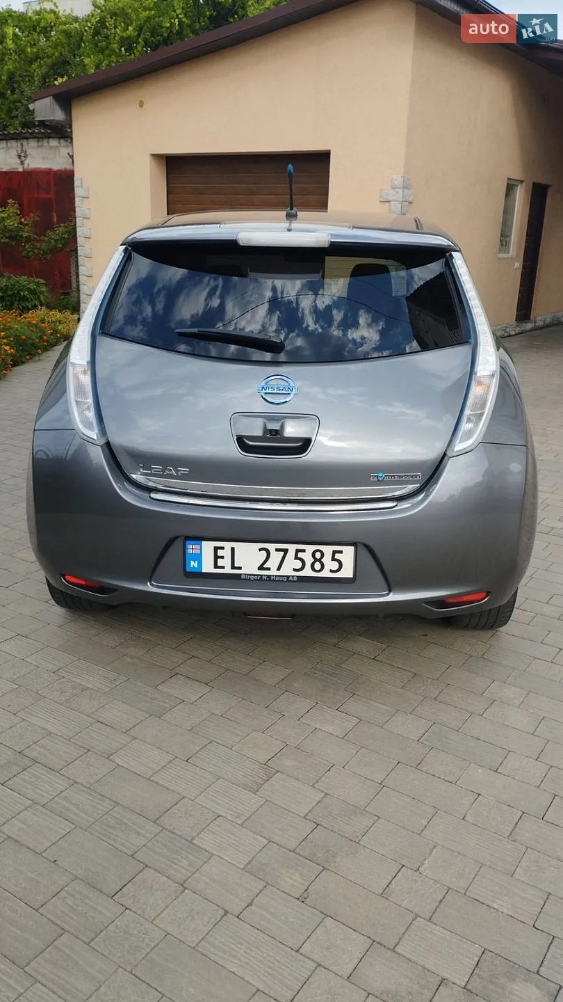 2013 Nissan Leaf - мініатюра 6