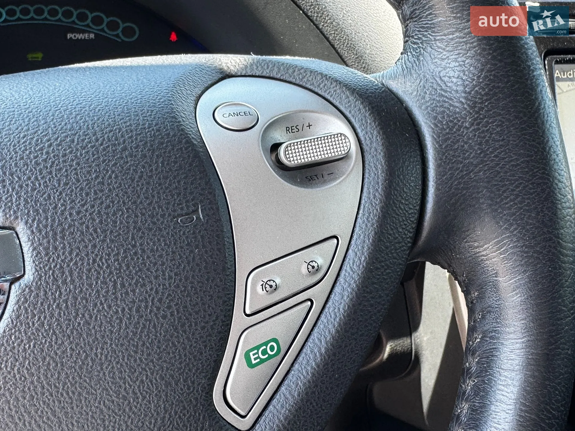 2016 Nissan Leaf - мініатюра 28