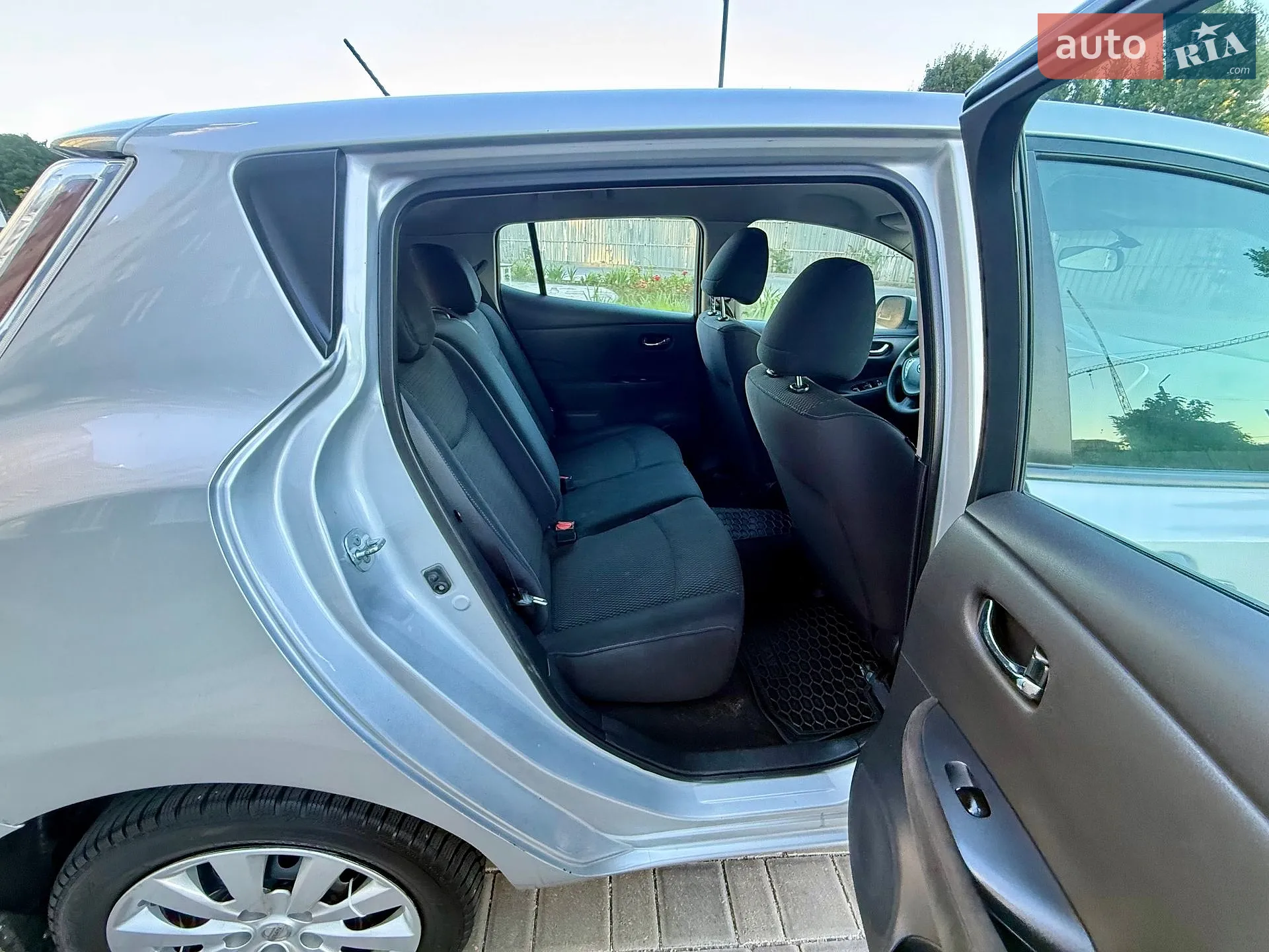 2016 Nissan Leaf - мініатюра 21